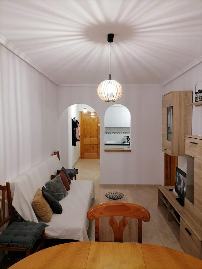 Sunny Appartment With Pool Torrevieja Center Esterno foto