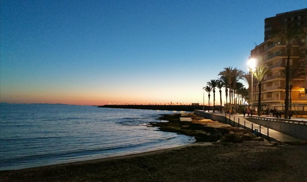 Sunny Appartment With Pool Torrevieja Center Esterno foto